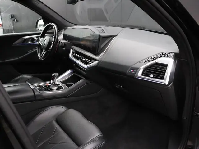 BMW XM