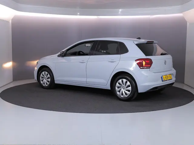 Volkswagen Polo 1.0 TSI Comfortline 95 pk | Navigatie | Parkeersensoren | Adaptieve cruise control |...