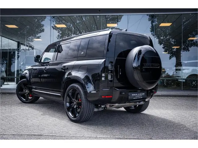 Land Rover Defender 110 P400e 110 X-Dynamic HSE ** HUD ** Trekhaak ** 22inch ** Luchtvering