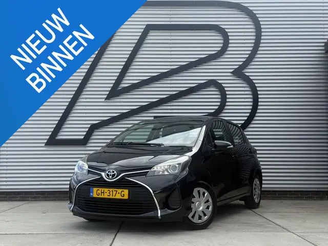 Toyota Yaris 1.3 VVT-i Aspiration Camera|Cruise|Clima|Navi|Elek ramen|N.A.P|Nieuwe APK bij afleverin...