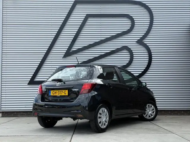 Toyota Yaris 1.3 VVT-i Aspiration Camera|Cruise|Clima|Navi|Elek ramen|N.A.P|Nieuwe APK bij afleverin...