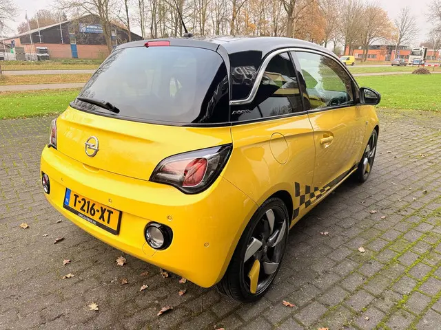 Opel ADAM