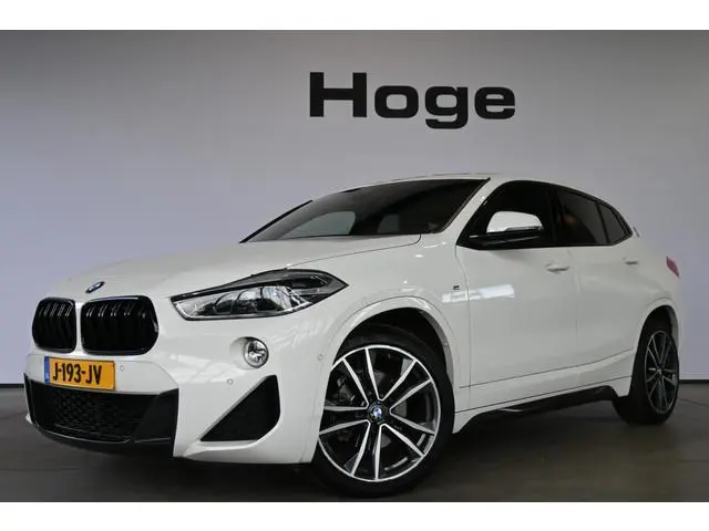BMW X2 sDrive18i High Executive M-Sport Automaat Led Clima Cruise Leder Navigatie Stoelverwarming 10...