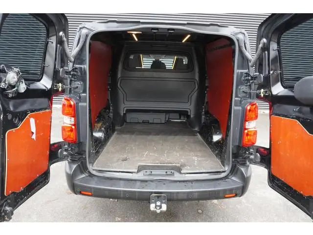 Citroën Jumpy 2.0 120pk Dubbele cabine XL L3 5-zits Trekhaak Cruise control Parkeersensoren Airco