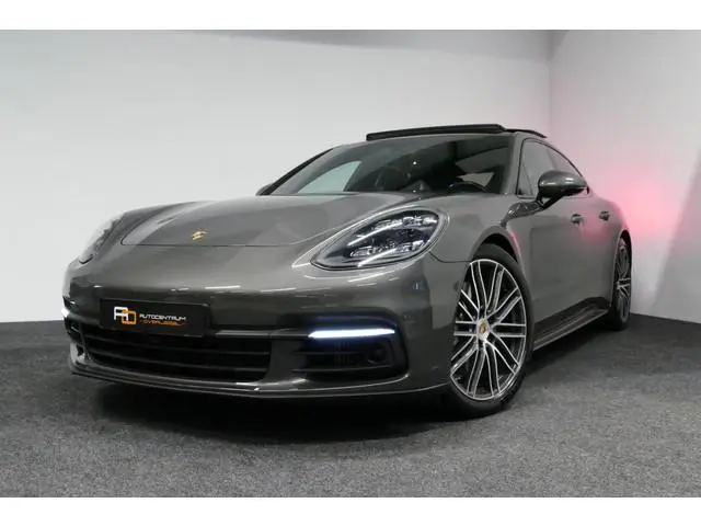 Porsche Panamera 2.9 4 E-Hybrid / Orig. Nederlands (NAP) / Panoramadak / Sport Chrono / Sportuitlaat...