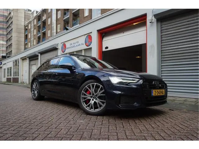 Audi A6 Avant 55 TFSI e quattro Pro Line S Competition Aut7 Black Optic Pano | 360 | Trekhaak | B&O...