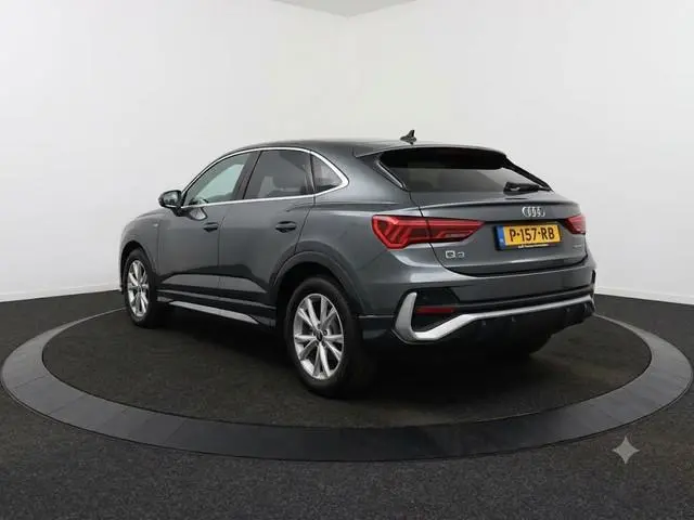 Audi Q3 Sportback 35 TFSI S Edition 150pk | Navigatiee | Parkeercamera | S-line interieur | Cruise c...