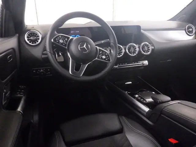 Mercedes-Benz EQA 250 Business Line 67 kWh 3-Fase 2e-Eig. & Keurig-Onderh. BOVAG-Garantie. NL-Auto.