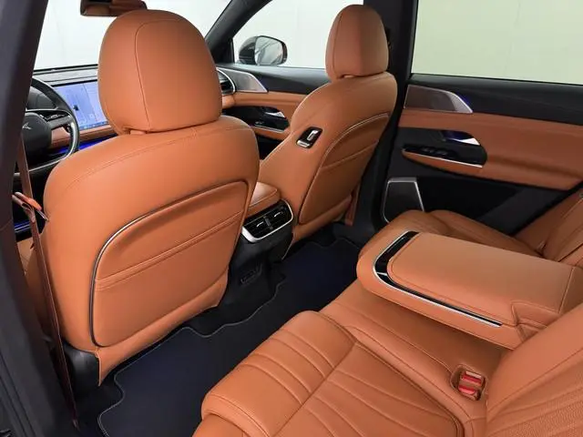 XPENG G9