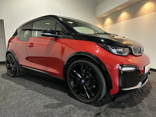 BMW i3 S iPerformance 94Ah 33 kWh | verwarmde voorstoelen | cruise control | Soh (batterijcheck) Waa...