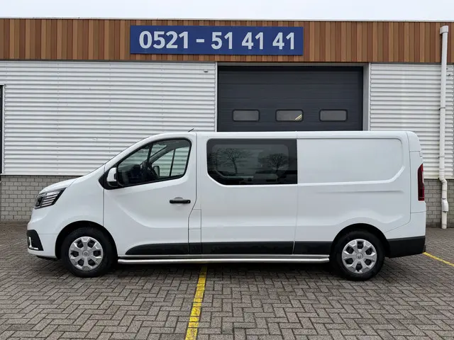 Renault Trafic 2.0 dCi 130pk T29 L2H1 DC 6 persoons Work Edition / vaste prijs rijklaar € 24.950 ex...
