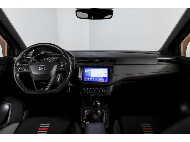 SEAT Arona 1.0 TSI 116 PK FR | Cruise | PDC | Camera | ECC | Trekhaak | LM 17" |