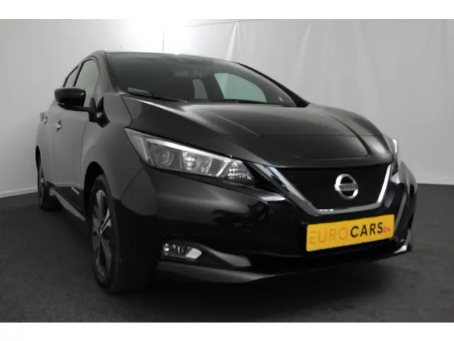 Nissan LEAF N-Connecta 40 kWh  | Navigatie | Bluetooth | Cruise control | Camera | Parkeer sensoren |