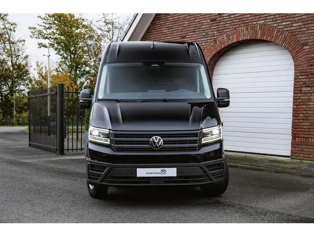 Volkswagen Crafter 2.0 TDI 140PK Automaat L3H3 2x Schuifdeuren LED | NAVI | Camera | Trekhaak | Airc...