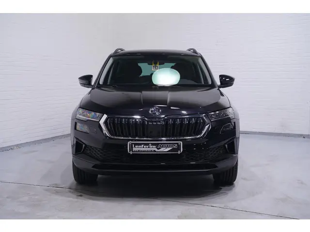 Skoda Karoq 1.5 TSI ACT Business Edition Plus NAP Clima Winterpakket Navi Camera PDC v+a  Voorruitve...