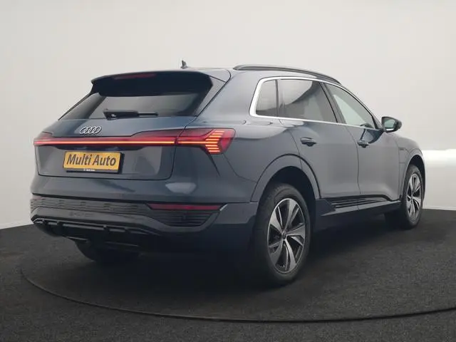 Audi Q8 e-tron 55 Quattro S Line 114 kWh 408pk Dealer O.H | Trekhaak Afn. | Adaptive Cruise | Camera...