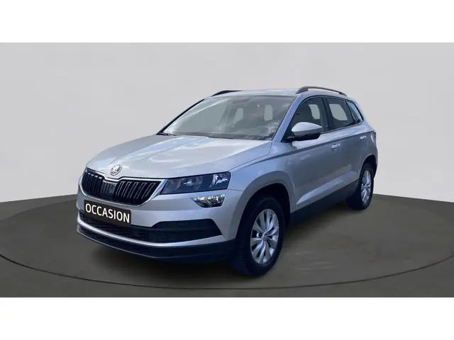 ŠKODA Karoq 1.5 TSI 150pk DSG ACT Business Edition | Wegkl. trekhaak | Navigatie | Clima | Led