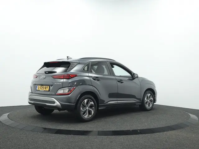 Hyundai Kona 1.6 GDI HEV Fashion | Navigatie | Camera | Stoelverwarming | Lan
