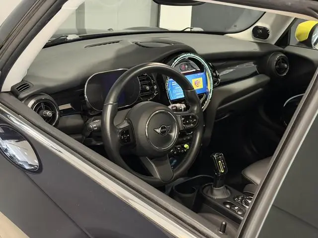 MINI Electric MINI Yours 33 kWh | Harman Kardon | Panorama dak | SOH 96% |