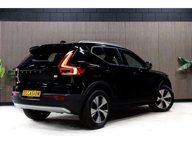 Volvo XC40  Inscription Expression Recharge Plug-In Hybrid 2WD
