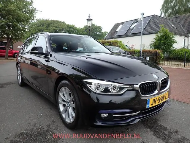 BMW 3-serie Touring 318i SPORTLINE TREKHAAK/SPORTSTOEL/CRUISE/NAVIGATIE