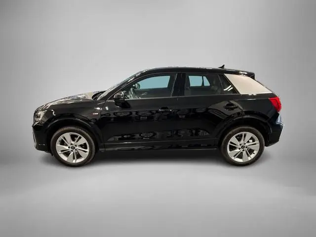 Audi Q2 35 TFSI 150pk S-Tronic S Edition · Camera · Matrix LED · Apple/Android Car Play · ACC · Stoe...