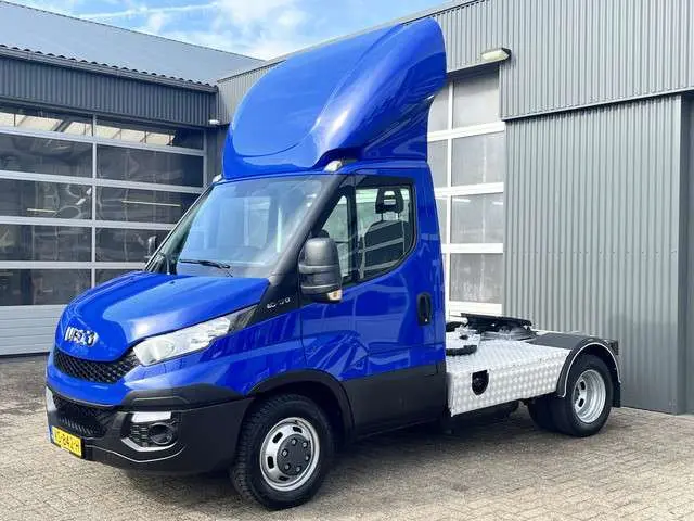 Iveco Daily 40C17 3.0 9.3T Be trekker Himatic Automaat BTW VRIJ!! Automaat Stuurwielbediening Telefoonverbinding 2-Persoons Euro 5
