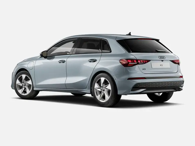 Audi A3 Sportback 40 TFSI e Advanced edition 204 PK · Sonos premium 3D · Assist. pakket Driving + Pa...