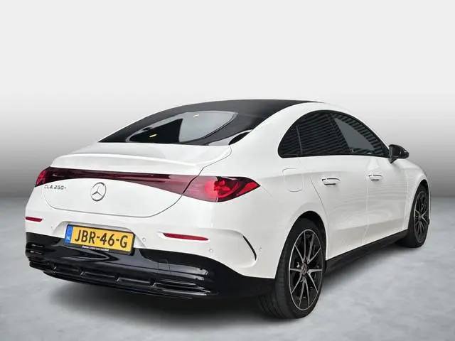 Mercedes-Benz CLA-klasse 250+ Launch Edition 85.5 kWh | AMG Line | Nightpakket | Panoramadak | MULTI...