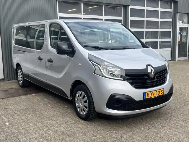Renault Trafic Passenger 1.6 dCi BTW / BPM VRIJ!! marge 9-Persoons Lengte 2 Airco Cruise control Nav...