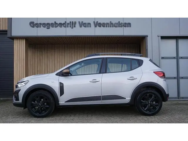 Dacia Sandero Stepway 1.0 TCe 90pk Automaat Extreme Schuifdak LED A-Camera Cruise Control DAB 19875k...