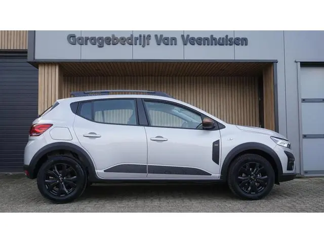 Dacia Sandero Stepway 1.0 TCe 90pk Automaat Extreme Schuifdak LED A-Camera Cruise Control DAB 19875k...