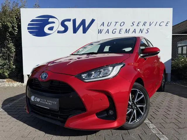 Toyota Yaris 1.5 Hybrid Team D | ACC | CarPlay | Camera | Keyless