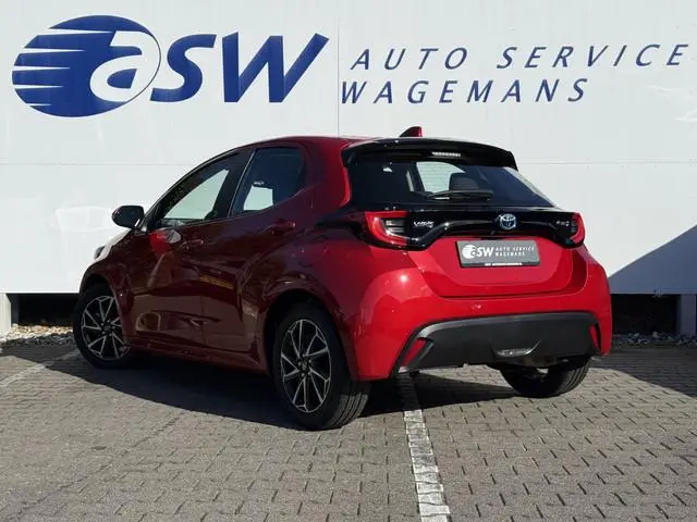 Toyota Yaris 1.5 Hybrid Team D | ACC | CarPlay | Camera | Keyless