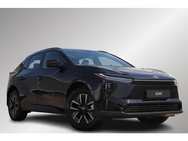 Toyota bZ4X Dynamic 73 kWh, Leverbaar in 2026 Apple Carplay/Android Auto, Inruilpremie €1.500!