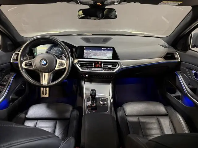 BMW 3-serie Touring 320i High Executive Edition | M-Sport | Apple Carplay | Leder | Camera