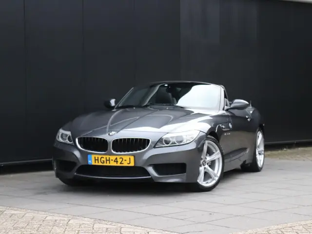 BMW Z4 Roadster sDrive18i High Executive | M SPORT | LEDER | STOEL/STUURVERW. | PDC | NAVI | CRUISE...