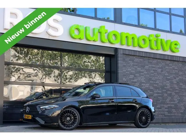 Mercedes-Benz A-klasse 180 AMG Line | FACELIFT | DEALER.OND | PANO | CARPLAY | CAMERA | KEYLESS |