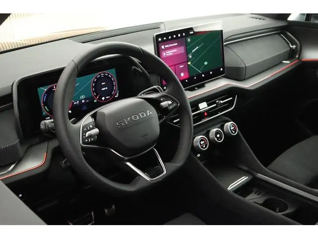 Skoda Kodiaq 1.5 TSI 204pk PHEV Sportline Business Trekhaak Camera Canton LED Memory Stoelverwarming...