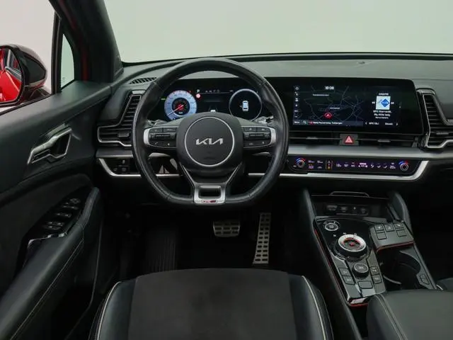 Kia Sportage 1.6 T-GDi Hybrid GT-Line | Pano | Trekhaak | Elek. stoelen