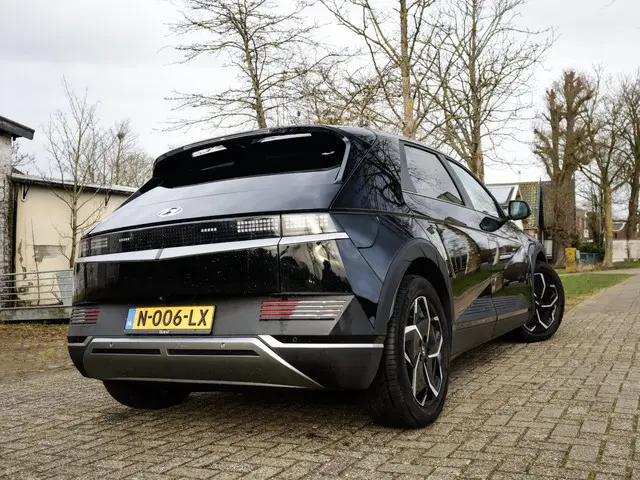 Hyundai IONIQ 5 Connect+ 58 kWh 3-Fase 1e-Eig. & Keurig-Onderh. BOVAG-Garantie..