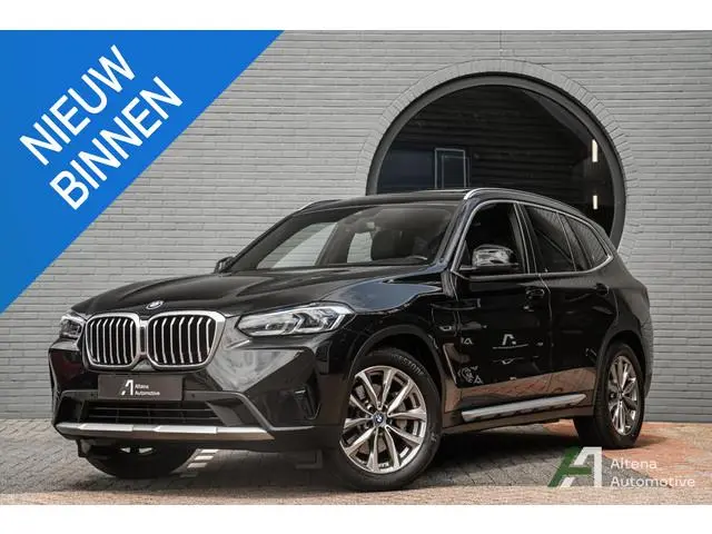 BMW X3 xDrive30e High Executive BTW, panorama dak, sportstoelen, laser, head-up, hifi