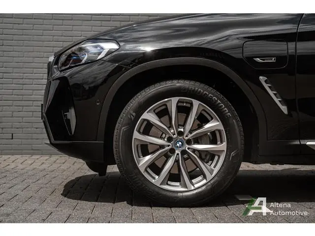 BMW X3 xDrive30e High Executive BTW, panorama dak, sportstoelen, laser, head-up, hifi