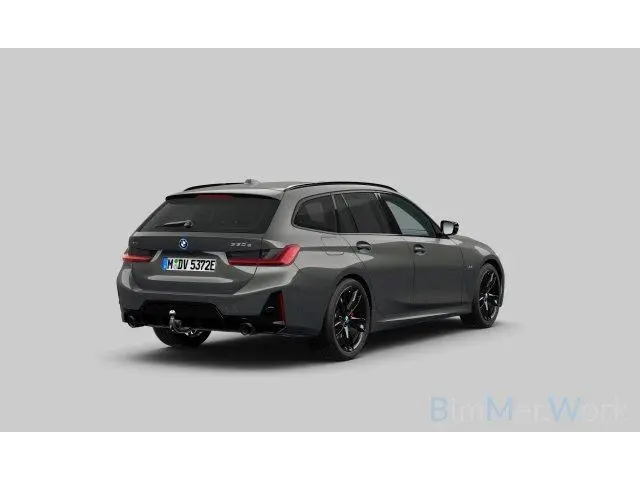 BMW 3-serie Touring 330e xDrive High Ex. M-Sport Pro |Pano|H/K|M-Seats|ACC|HUD|Trekhaak|19"|Dravit