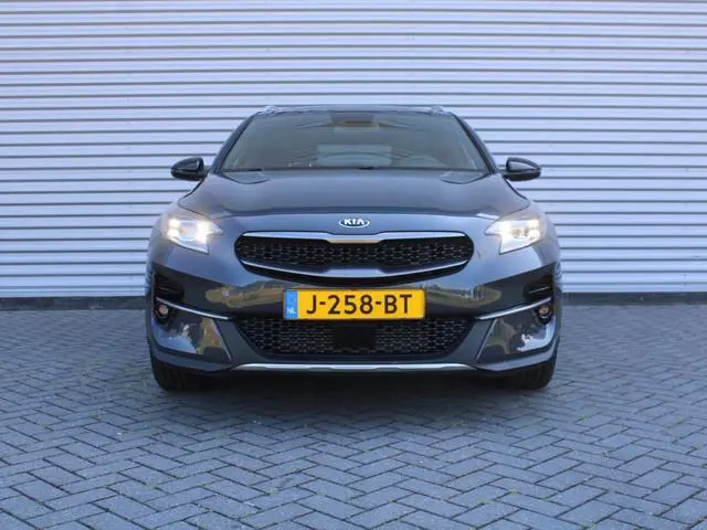 Kia XCeed 1.4 T-GDi DCT7 DynamicPlusLine | Trekhaak | Design Pack | Schuifdak | Camera | 18" LM | Na...