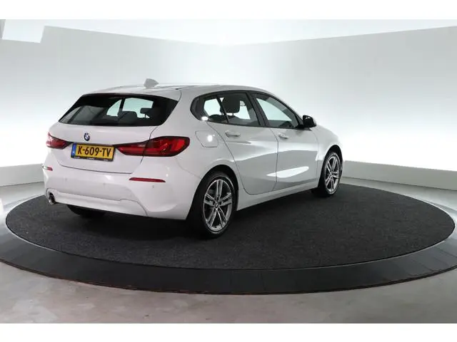 BMW 1-serie 116i Executive Edition | CARPLAY | CLIMA | NAVI |