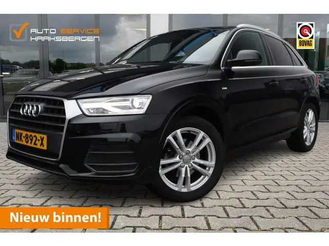 Audi Q3 1.4 TFSI S-Line | Trekhaak | Xenon | 18 Inch |