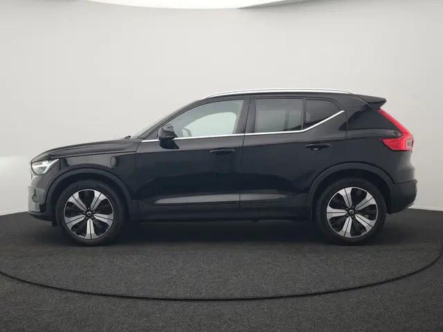 Volvo XC40 T4 Plus Bright  Plug In Hybrid 211pk Dealer O.H. PHEV | Adaptive Cruise | Camera | Sports...