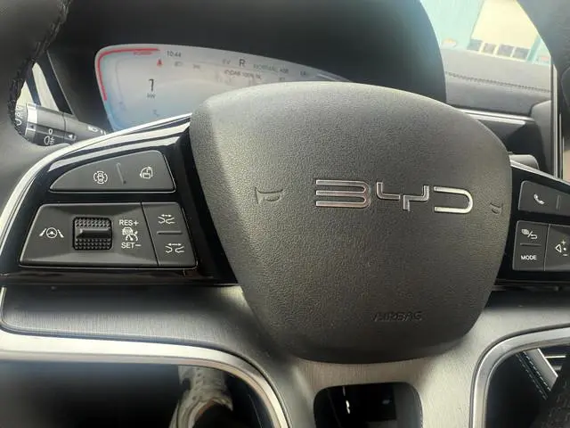 BYD SEAL U