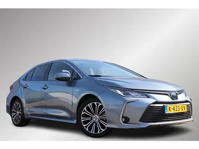 Toyota Corolla 1.8 Hybrid Dynamic, 1e Eigenaar, Draadloos laden, Stoelverwarming, Camera!